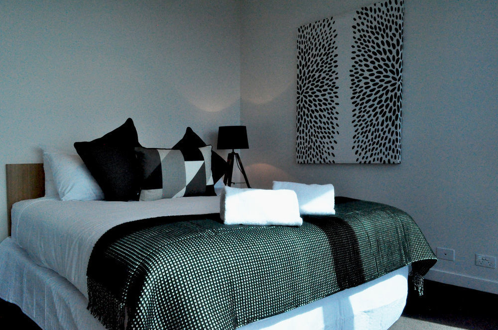 Serviced Apartments Melbourne - Platinum Мельбурн Экстерьер фото