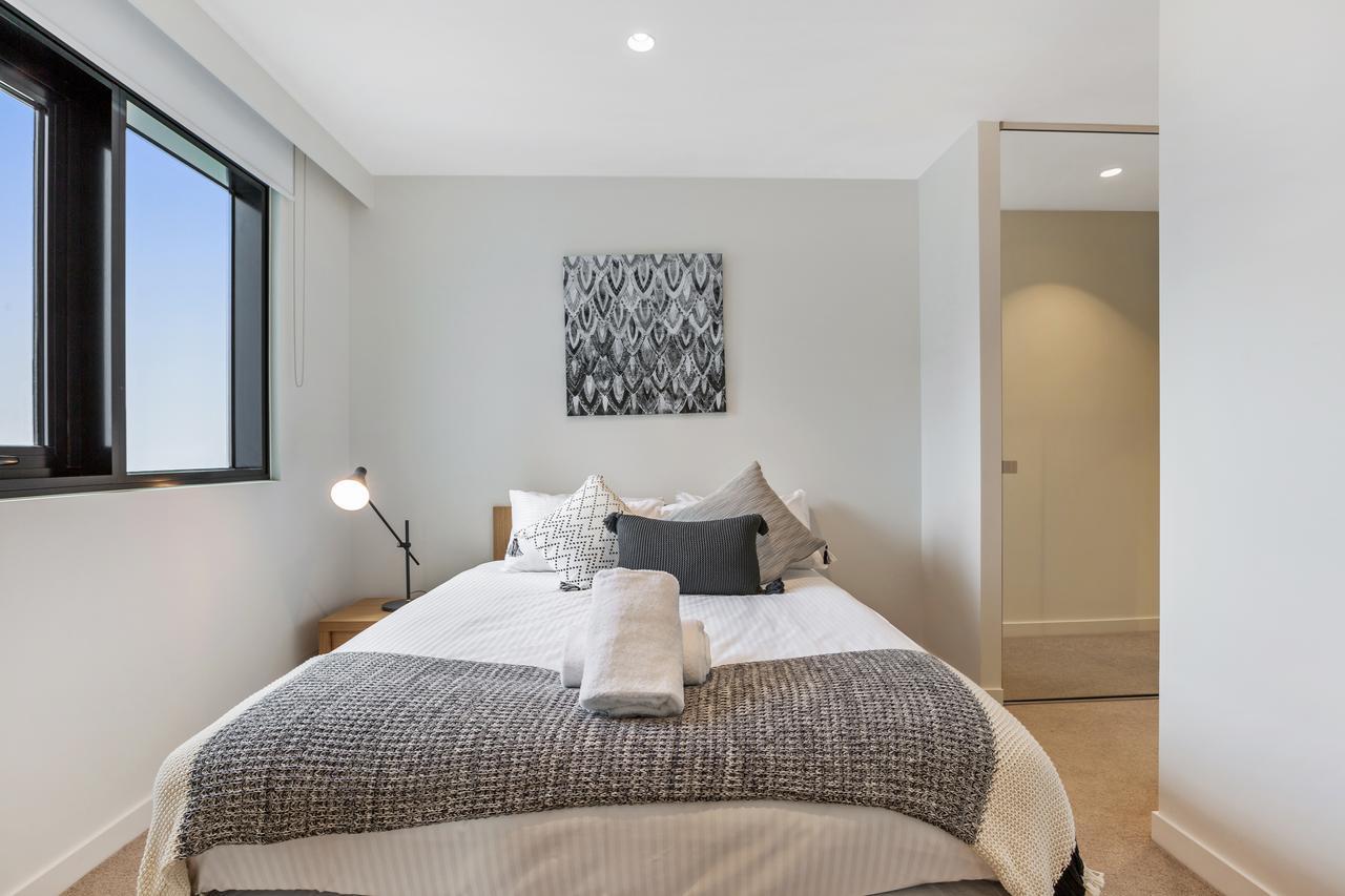 Serviced Apartments Melbourne - Platinum Мельбурн Экстерьер фото