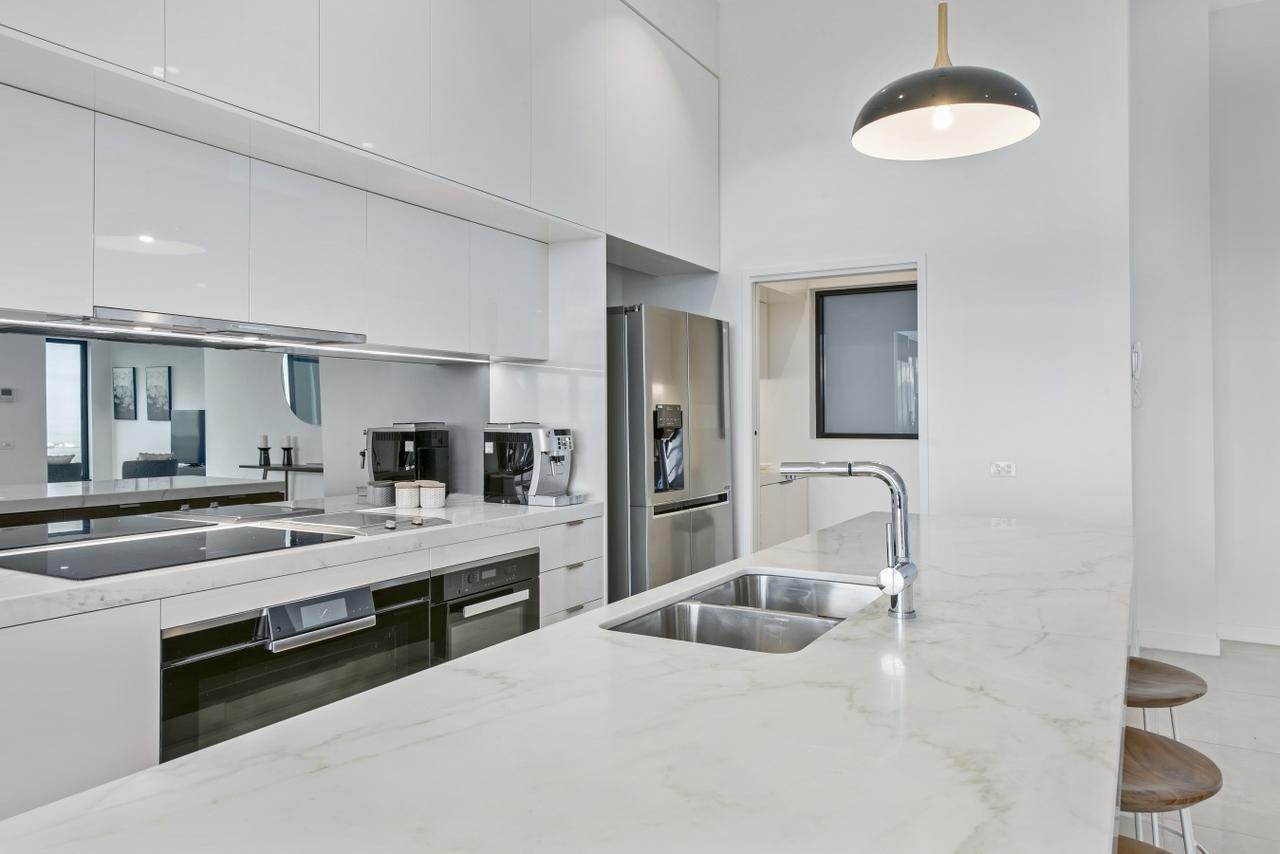 Serviced Apartments Melbourne - Platinum Мельбурн Экстерьер фото