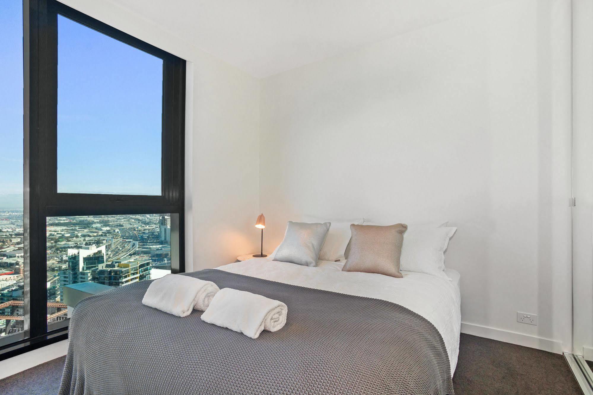 Serviced Apartments Melbourne - Platinum Мельбурн Экстерьер фото